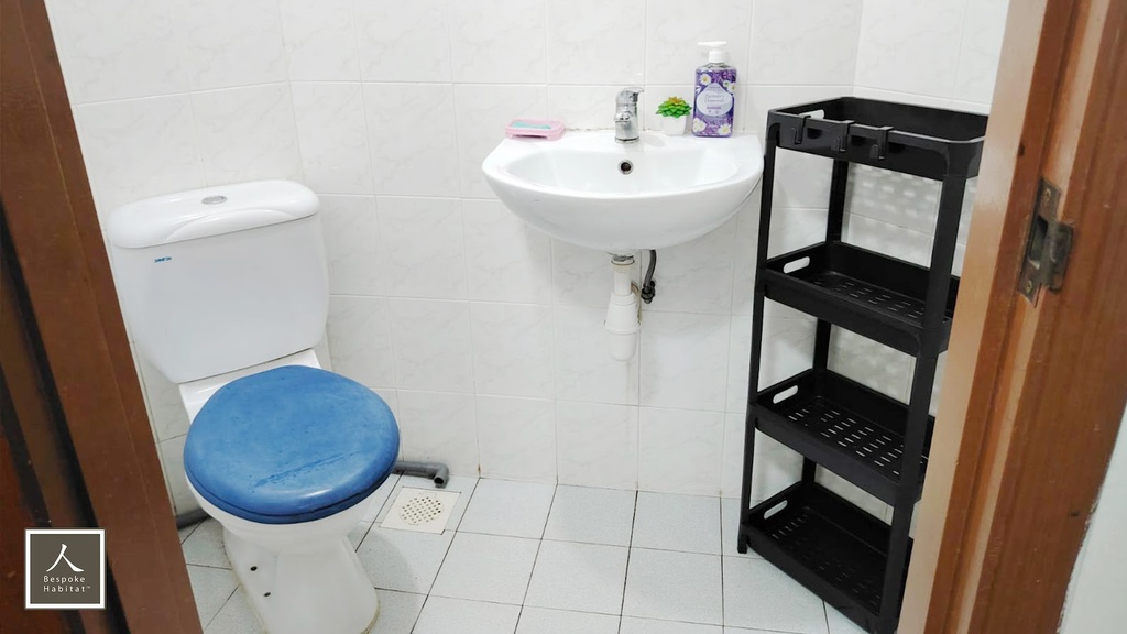 Common bathroom 2