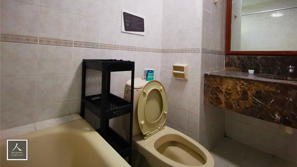 Common Bathroom 1 (6)